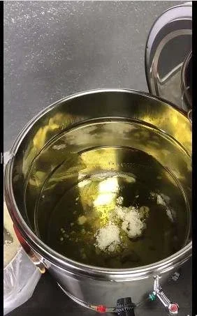 인도에서 판매되는 미니 양초 제작 기계, 최대 키 테크 - Candle Making Machine Price 리뷰 및 가격